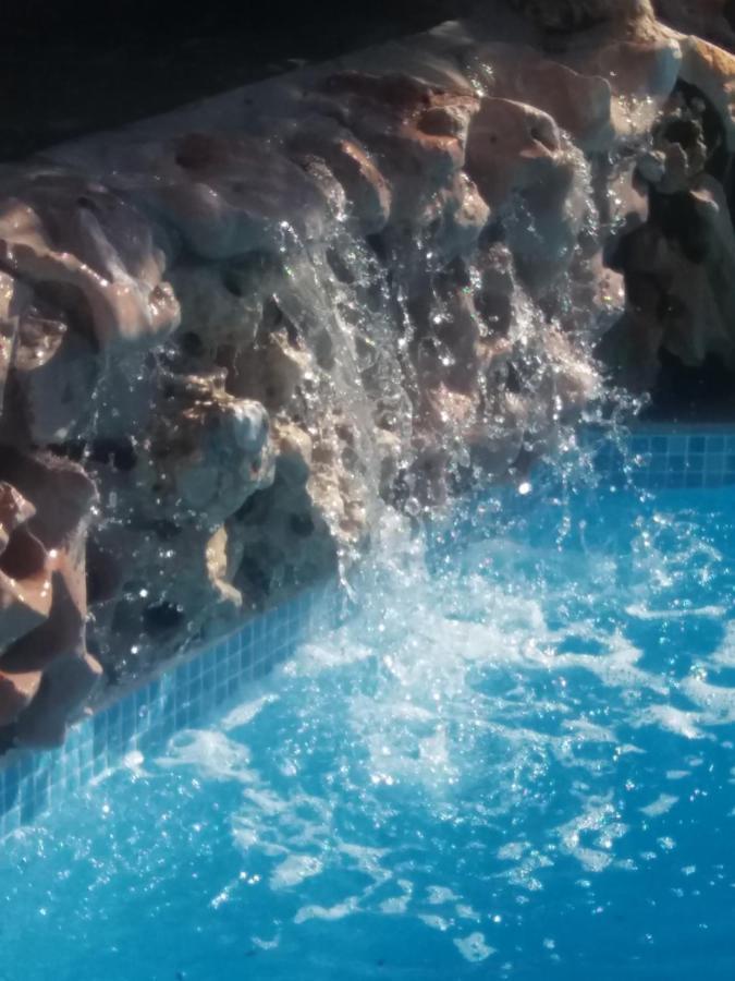 חניוטי Pegasus Hotel מראה חיצוני תמונה